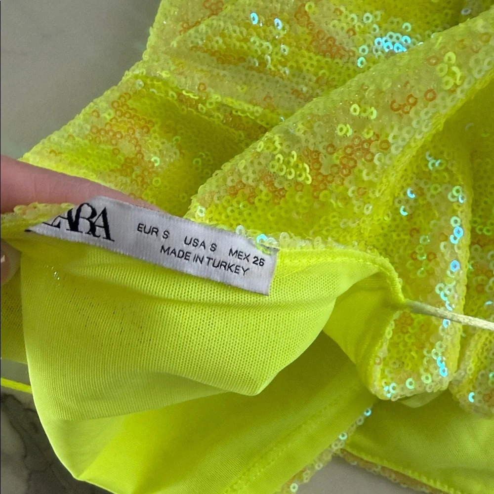 Zara Yellow Sequin Halter Top - Picture 3 of 3